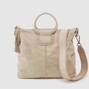 Hobo Int'l Buffed Gold Leather Sheila Large Shoulder Crossbody Bag W/tassel